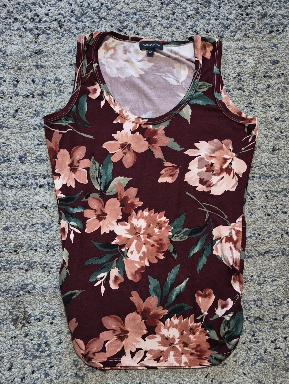 Warehouse One Floral Scoop Neck Tank Top in Burgundy